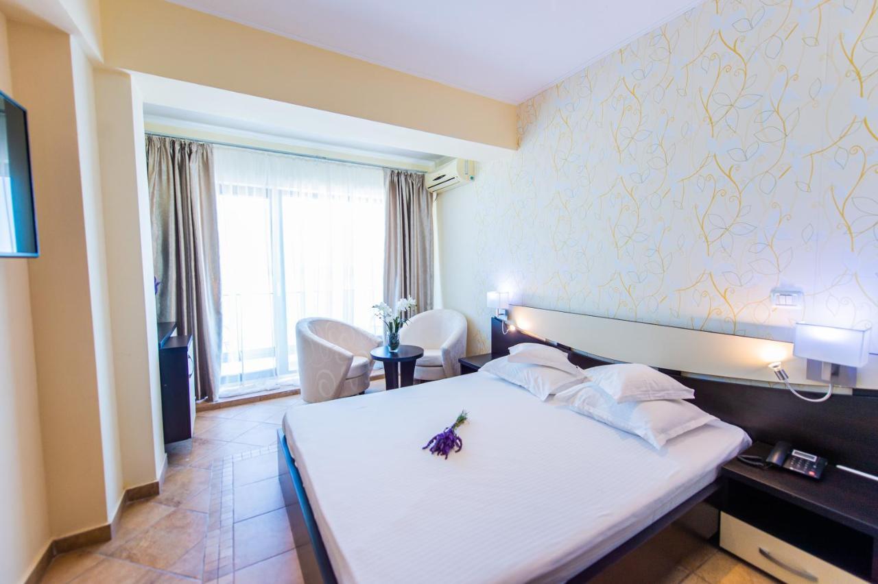 Hotel Prestige Mamaia Exteriér fotografie
